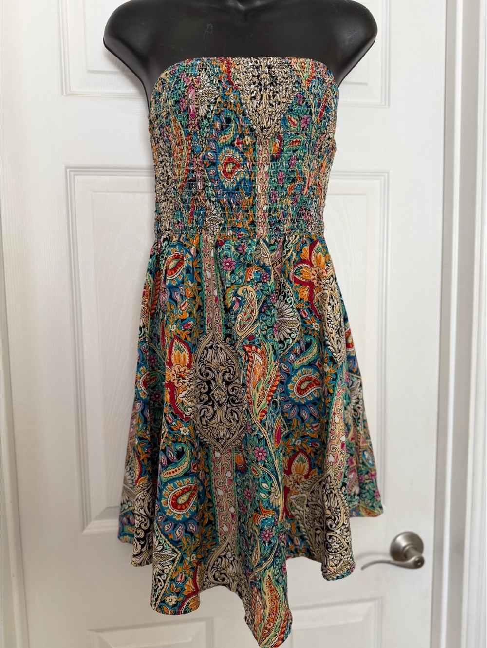 Multicolor paisley strapless dress